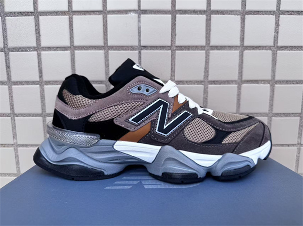 New Balance Shoes-W-2443