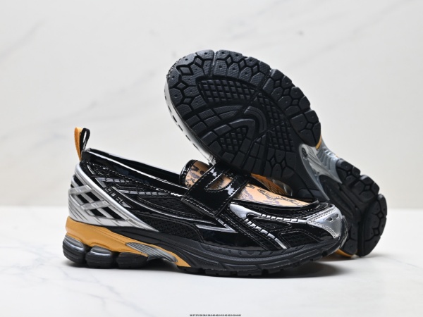 New Balance Shoes-W-2483