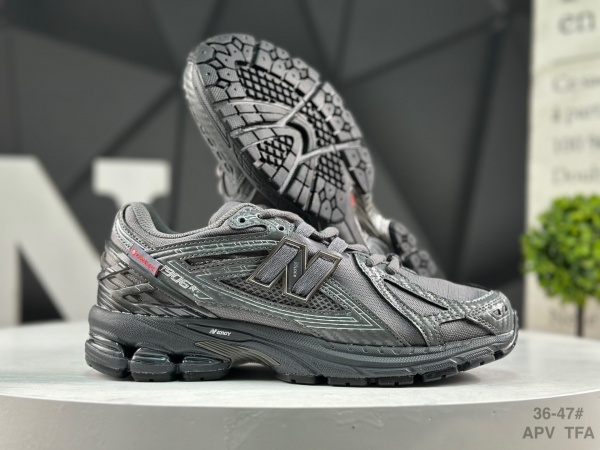 New Balance Shoes-W-2500