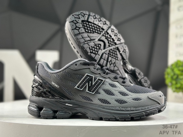 New Balance Shoes-W-2522