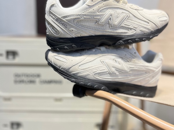 New Balance Shoes-M-2534