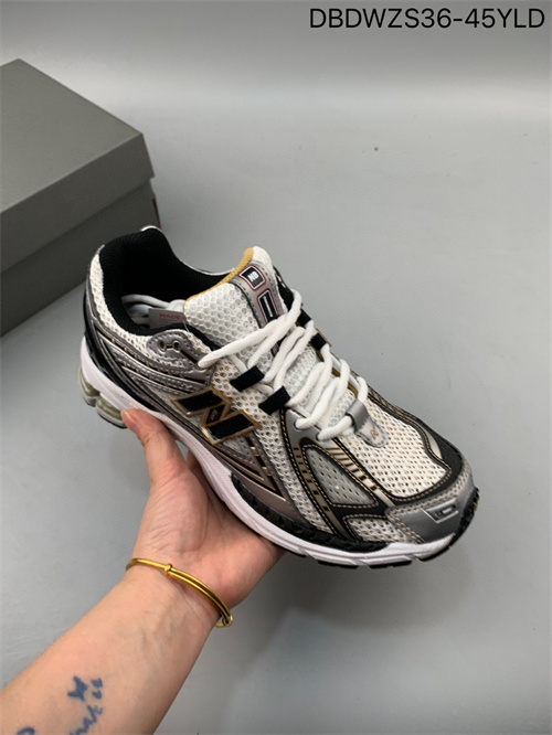 New Balance Shoes-W-0589