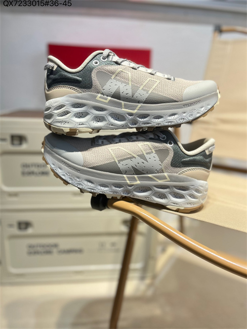 New Balance Shoes-W-0683