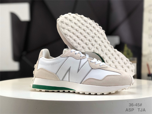 New Balance Shoes-W-0688