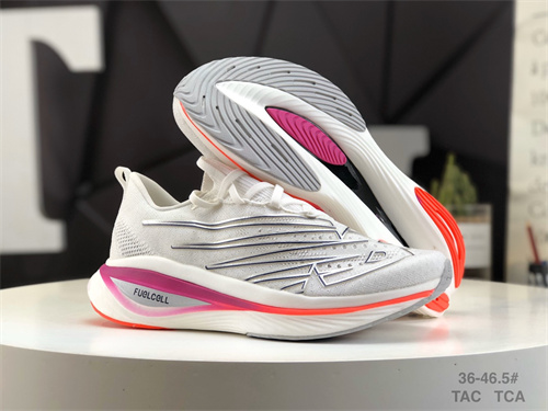 New Balance Shoes-W-0705