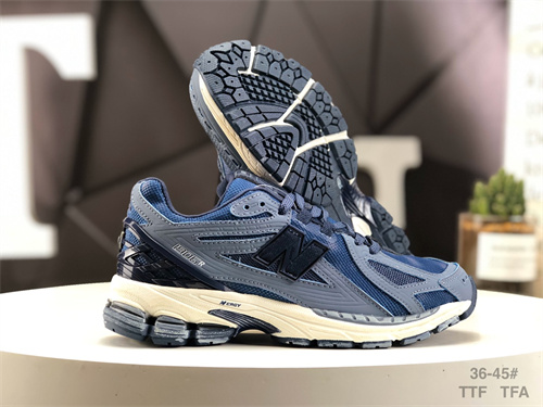 New Balance Shoes-W-0876