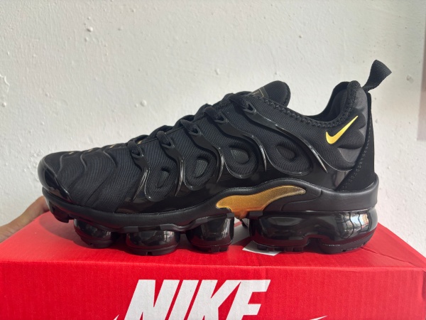 Nike Air VaporMax PLUS(SIZE:48,49,)-0001