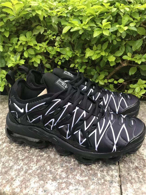 Nike Air VaporMax PLUS-W-031