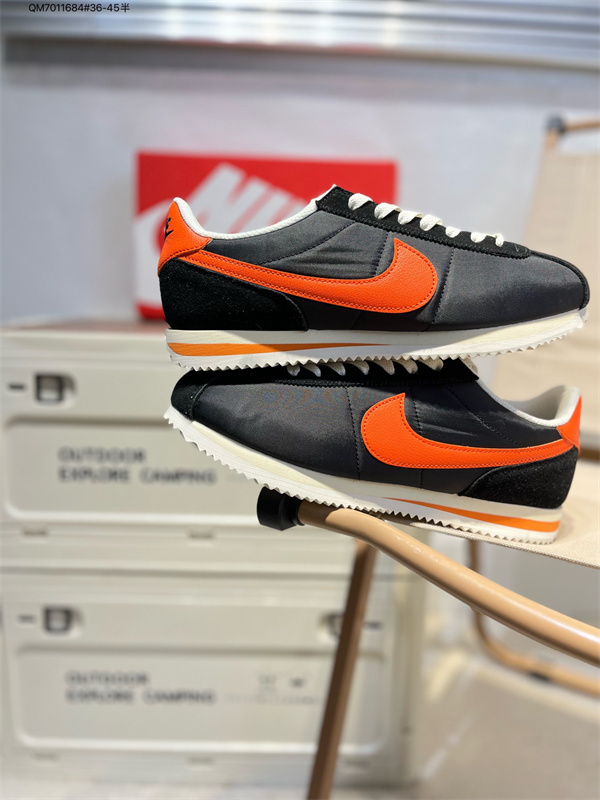 Nike Classic Cortez-W-0051