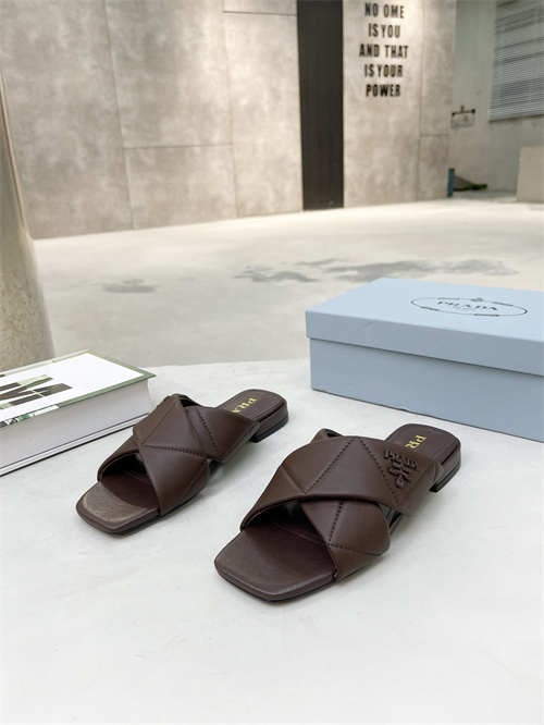 Prada Sandal-W-078