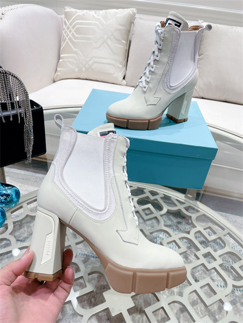 PRADA  Boots(AAA)-014