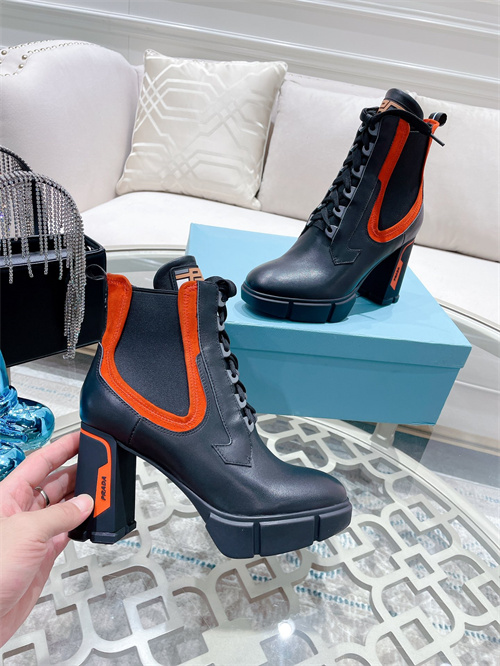 PRADA  Boots(AAA)-019