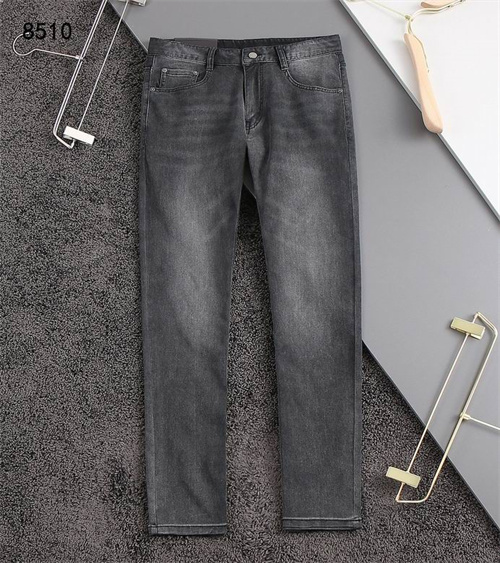 Prada Jeans-M-033