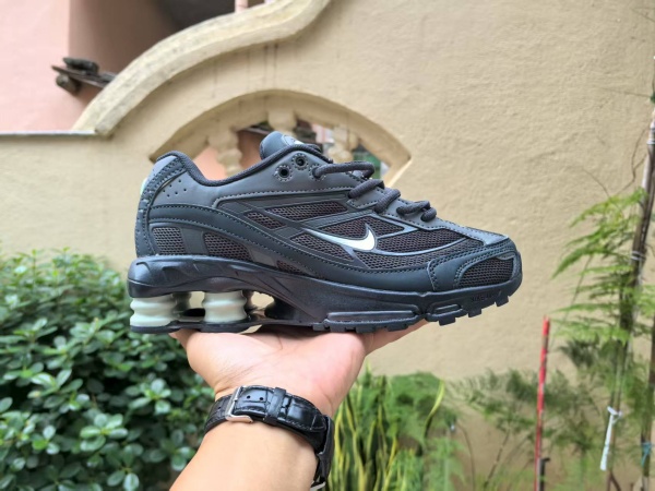 Supreme x Nike Shox Ride 2-W-0009