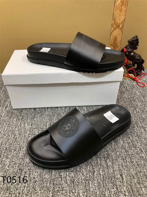 Versace Sandal-M-176