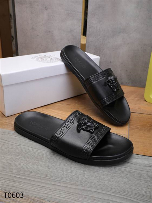 Versace Sandal-M-190