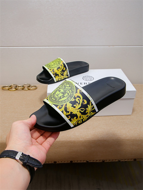 Versace Sandal-M-250