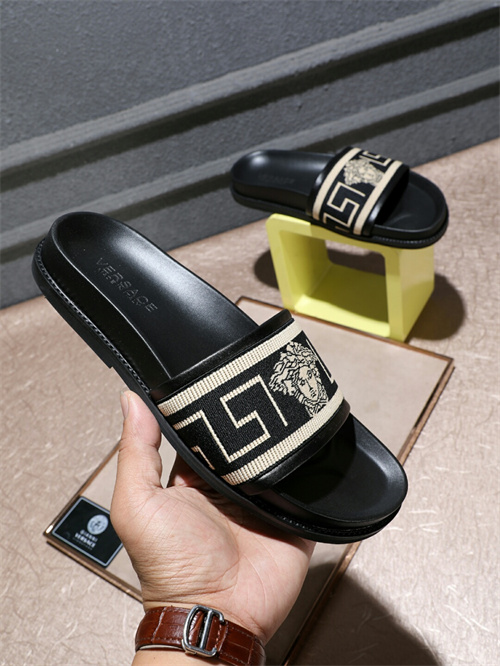 Versace Sandal-M-290