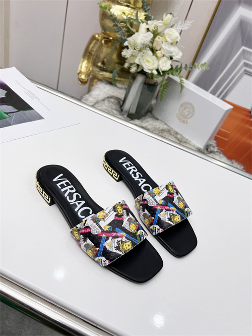 Versace Sandal-W-138