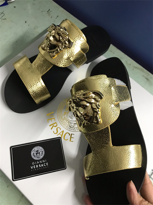Versace Sandal-W-018