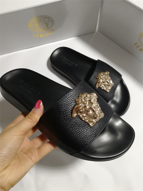 Versace Sandal-W-028
