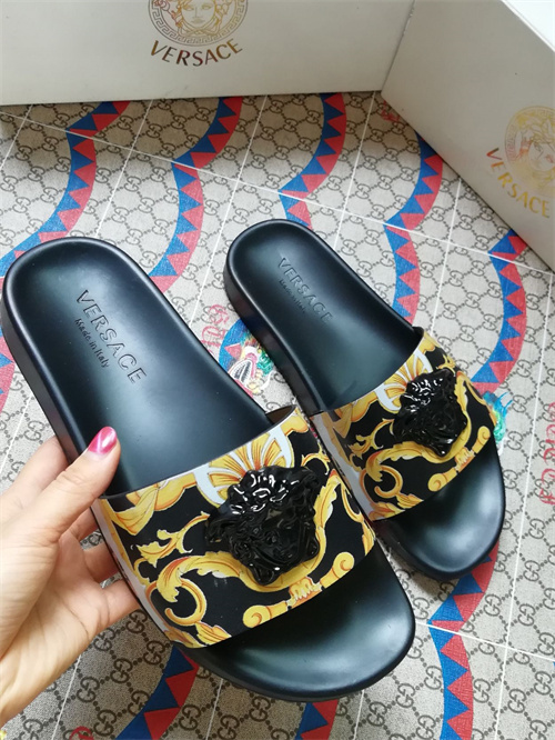 Versace Sandal-W-031