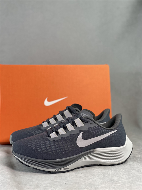 Nike Zoom Pegasus-M-021