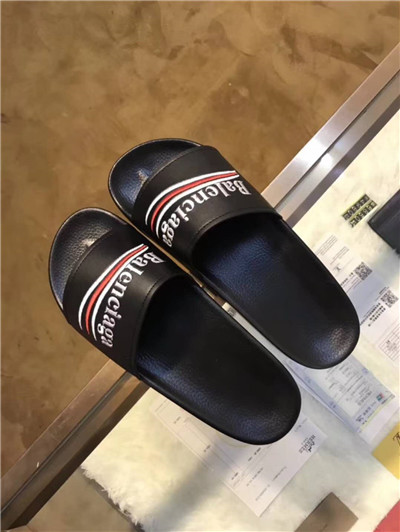 BALENCIAGA Sandal-M-002