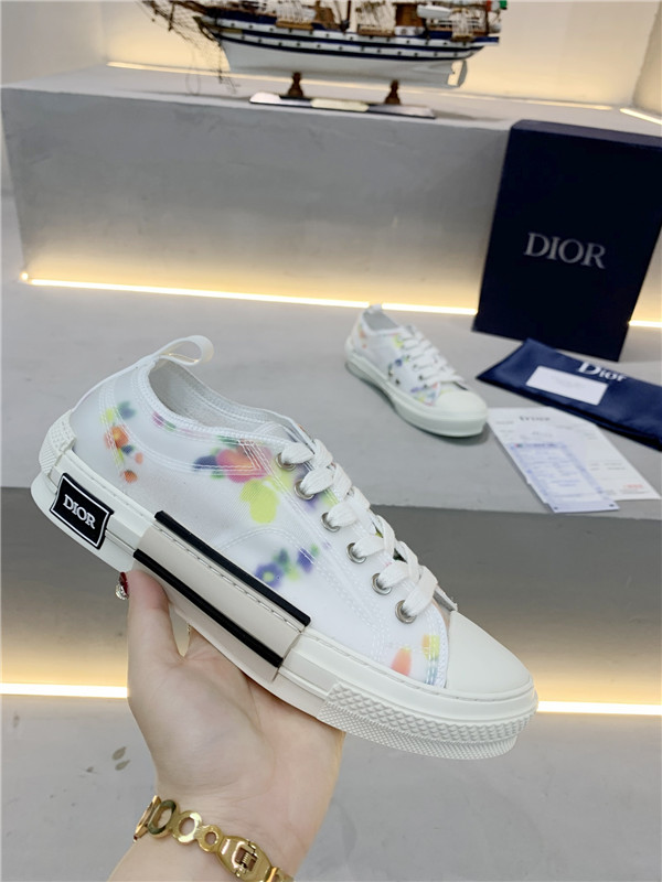 Dior Shoes-W-089