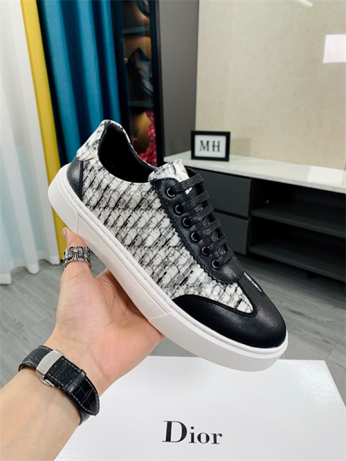 Dior Shoes-M-1104