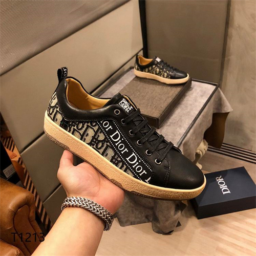 Dior Shoes-M-1142