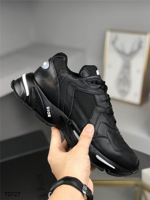 Dior Shoes-M-205