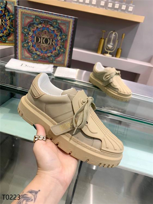 Dior Shoes-M-529