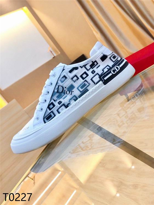 Dior Shoes-M-545