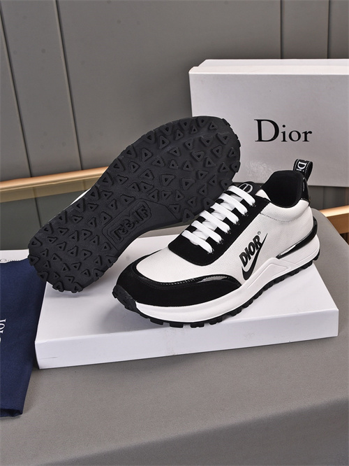 Dior Shoes-M-869