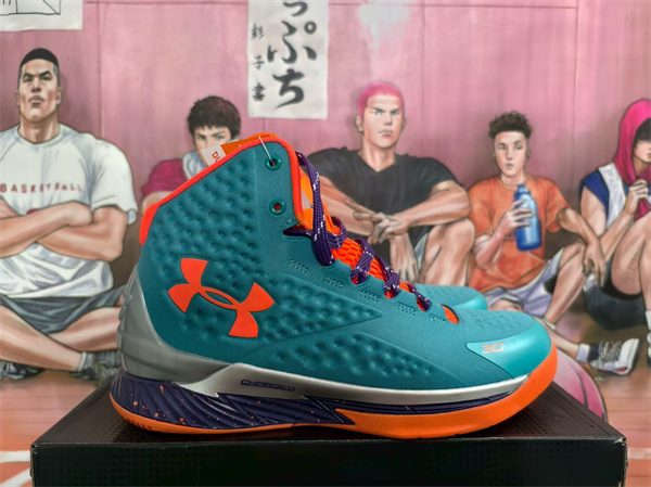 UA Curry one-W-0004