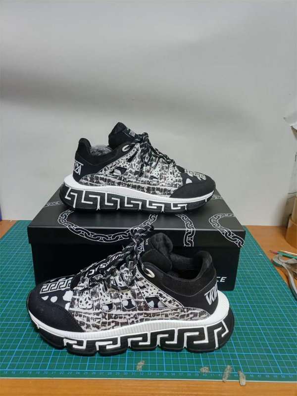 Versace(AAA)Shoes-M-0081